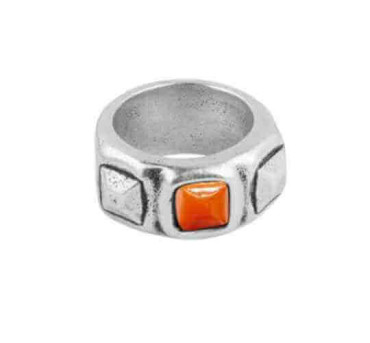 Bague avec pierre de resin