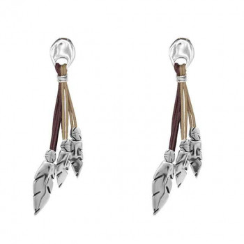 Boucles d'oreilles en cuir de couleur rouge