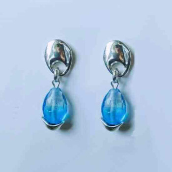 Pendientes ovalados perla de Murano azul