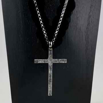 Collier pendentif croix en argent