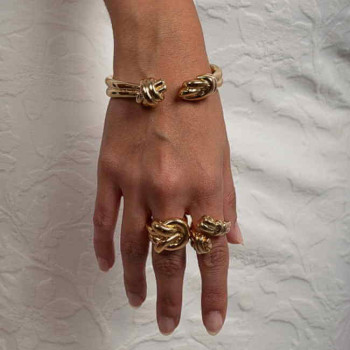 Exklusive Goldspange Zwei Knoten