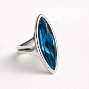 Ovaler Kristallring Blau