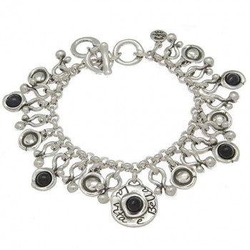 Pulsera charms y cuentas negras