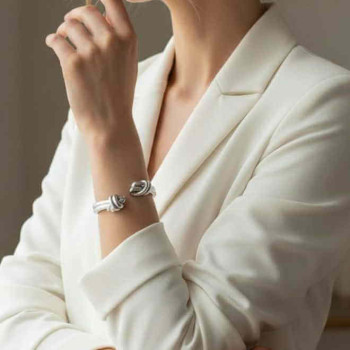 Open Spring Bangle Knot Silver