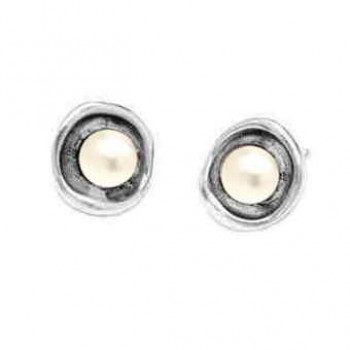 Small round white pearl earrings