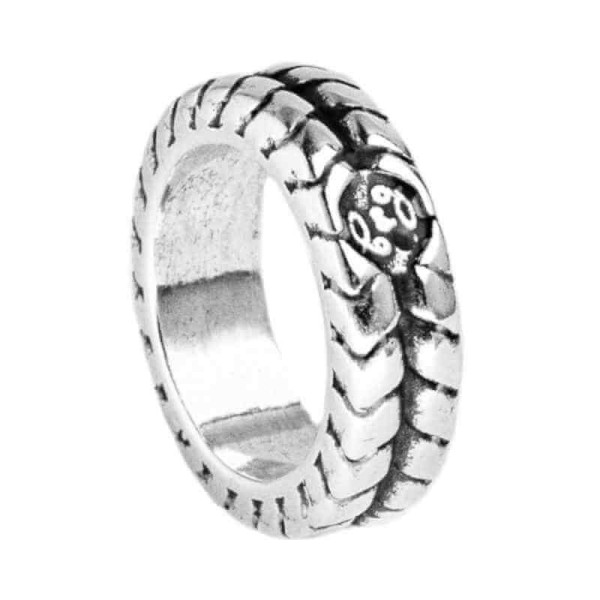 Versilberter Geflochtener Ring