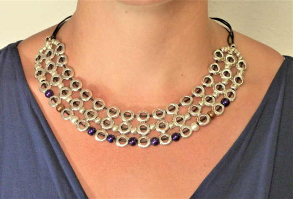 Collar de tres hileras de cuero con cuentas en plata y cristales de Murano