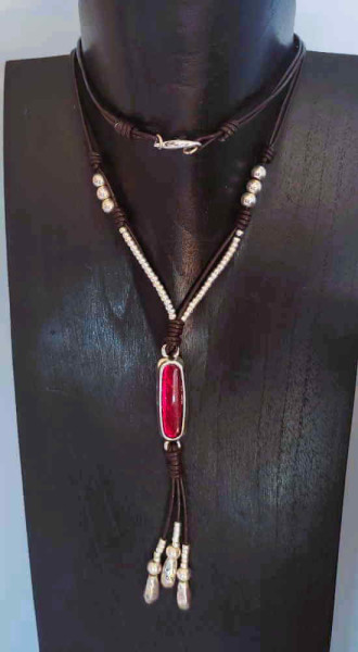 Collar Cuero Colgante Cristal Rojo