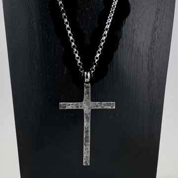 Collier pendentif croix en argent