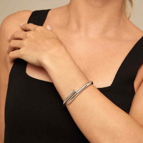 Bracelet Jonc Ouvert Forme Vagues
