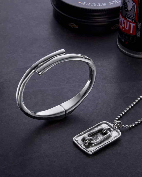 Silver Bangle UNOde50