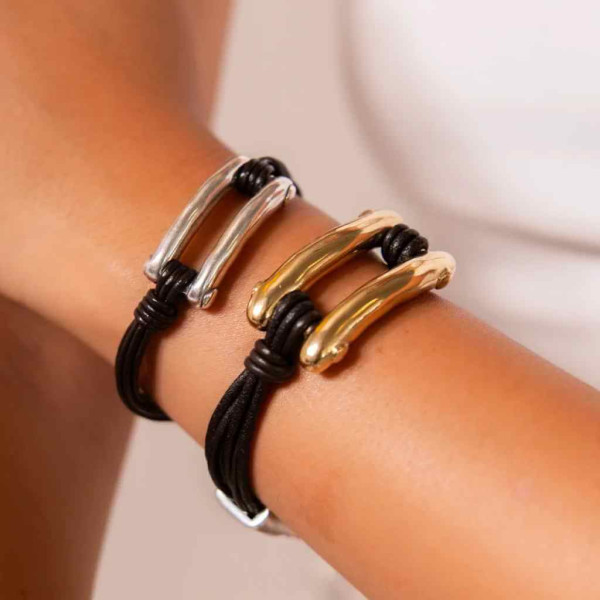 Pulsera cuero rectangular en plata y oro